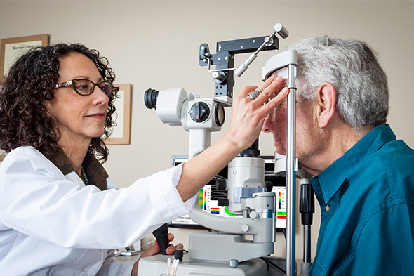 The Emerging Role of Artificial Intelligence in Neovascular Age-Related Macular Degeneration and Diabetic Macular Edema