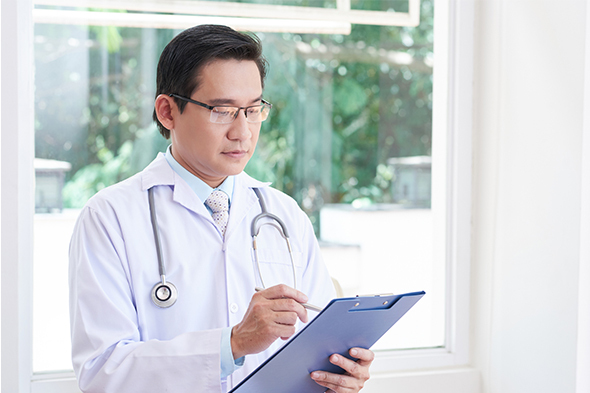 Immunoglobulin A Nephropathy and Complement 3 Glomerulopathy: Predictors of Progression